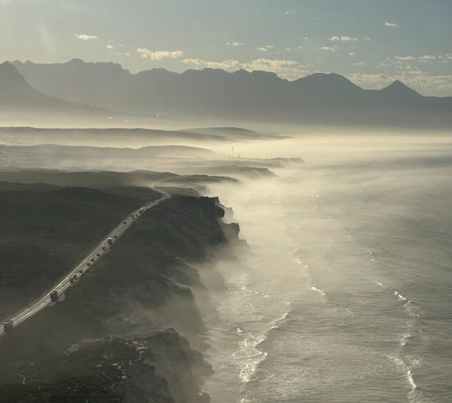 Freedom of flight doors off helicopter flight Cape Town scenery